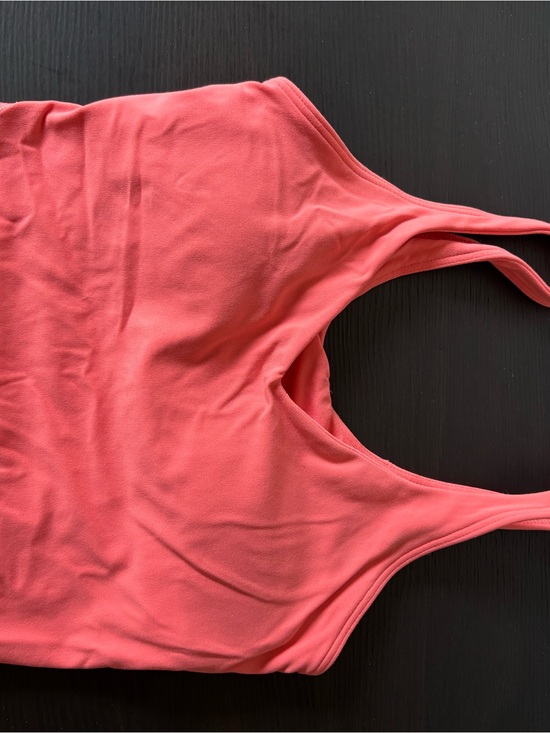 lululemon athletica Tops - lululemon athletica Coral Scoop Neck Crop Tank